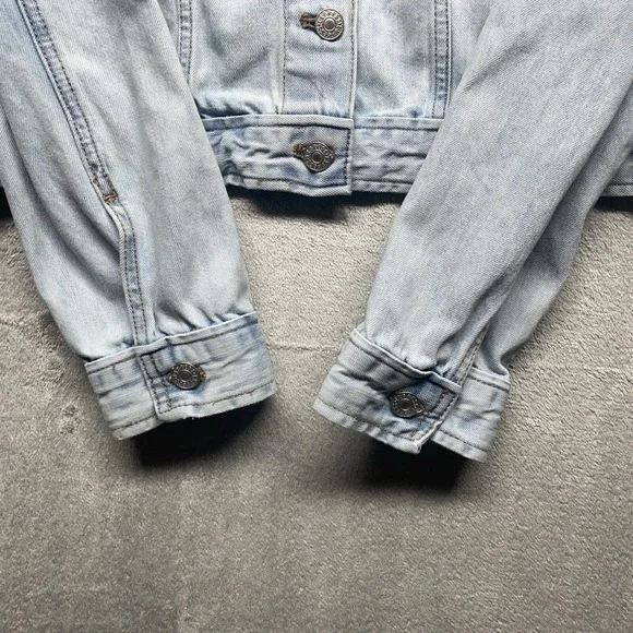 Express Jeans Jacket Women's XL Blue Denim Long Sleeve Button Jacket Cropped - Picture 4 of 8